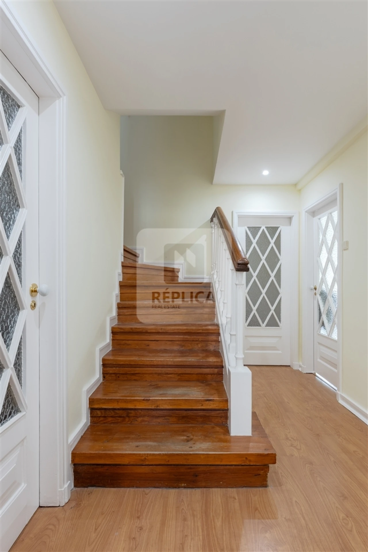 Moradia T5 para Arrendamento em Lordelo do Ouro e Massarelos Foto 10