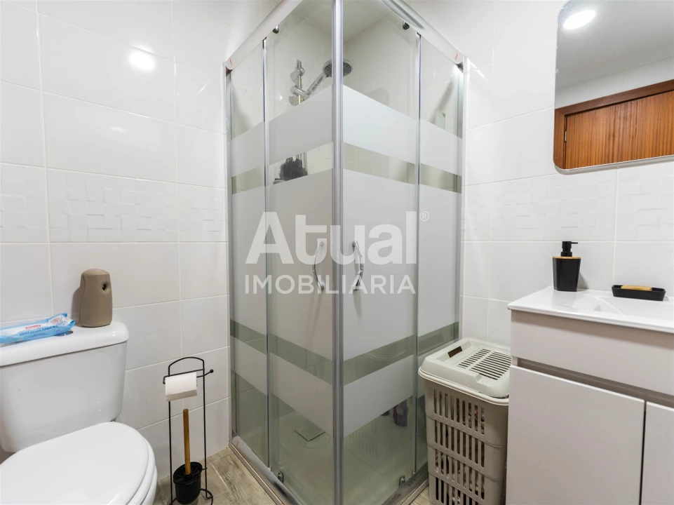 Apartamento T2 para Venda em Abação e Gémeos Foto 10