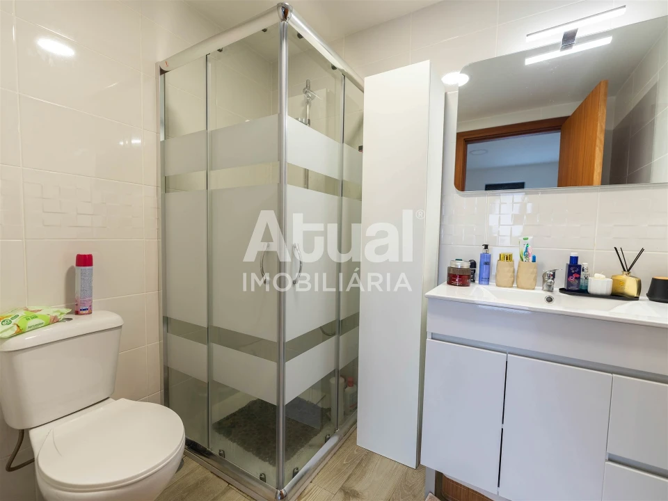 Apartamento T2 para Venda em Abação e Gémeos Foto 10