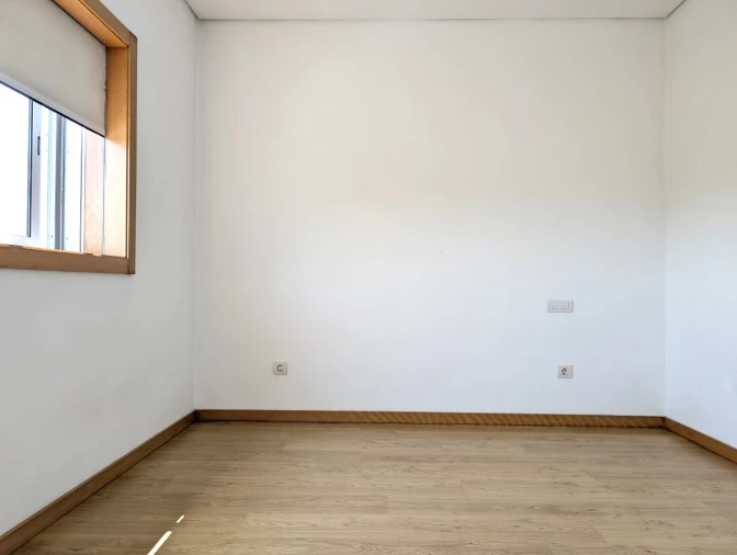 Apartamento T2 para Arrendamento em Glória e Vera Cruz Foto 16