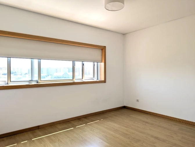 Apartamento T2 para Arrendamento em Glória e Vera Cruz Foto 15