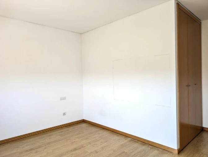 Apartamento T2 para Arrendamento em Glória e Vera Cruz Foto 17