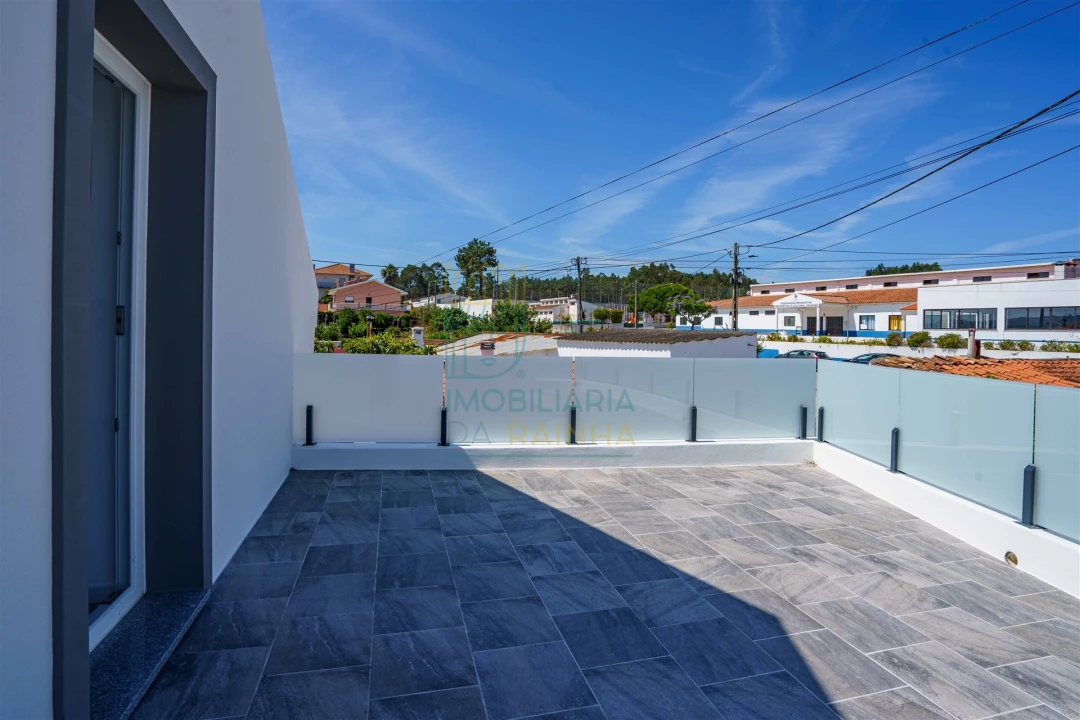 Moradia T4 para Venda em Vau Foto 20