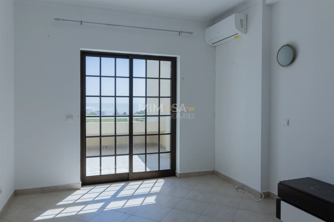 Moradia T2 para Arrendamento em Luz Foto 12