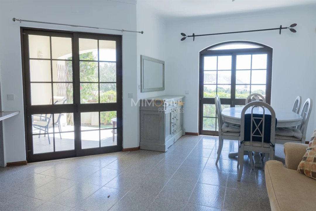 Moradia T2 para Arrendamento em Luz Foto 6