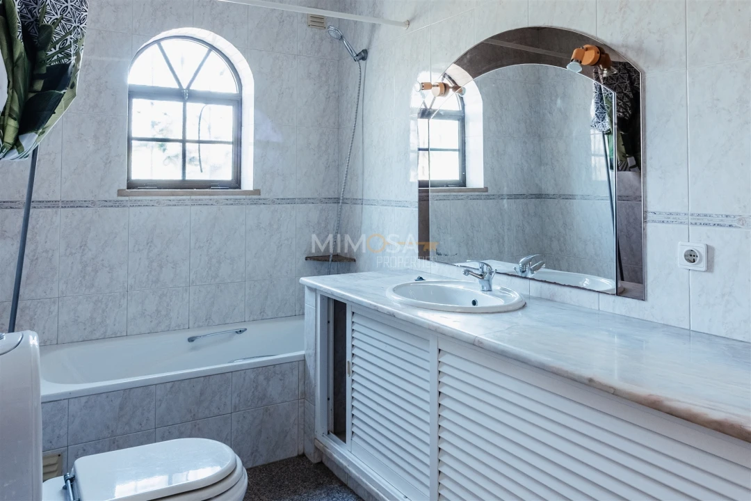 Moradia T2 para Arrendamento em Luz Foto 29