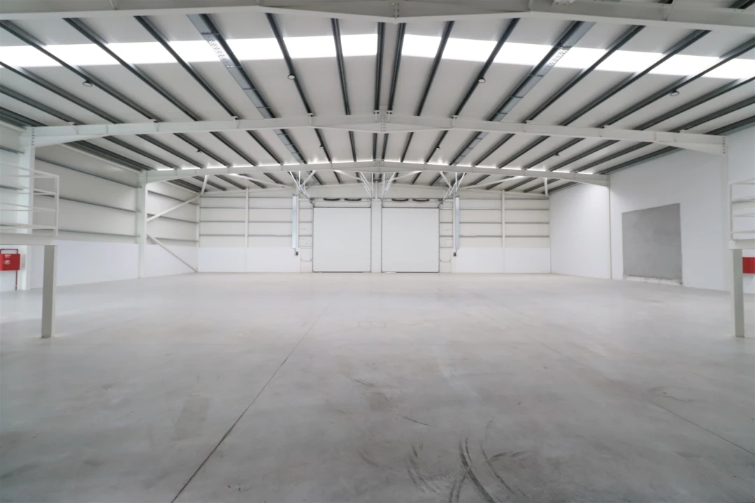 Armazém para Venda em Rio Covo (Santa Eugenia) Foto 6