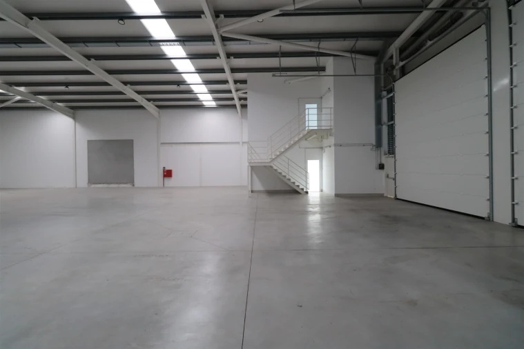 Armazém para Venda em Rio Covo (Santa Eugenia) Foto 9