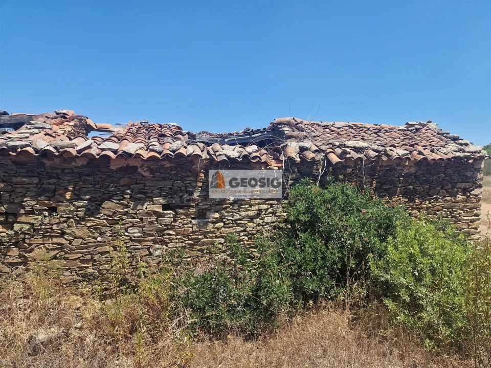 Quinta T2 para Venda em Santana da Serra Foto 3