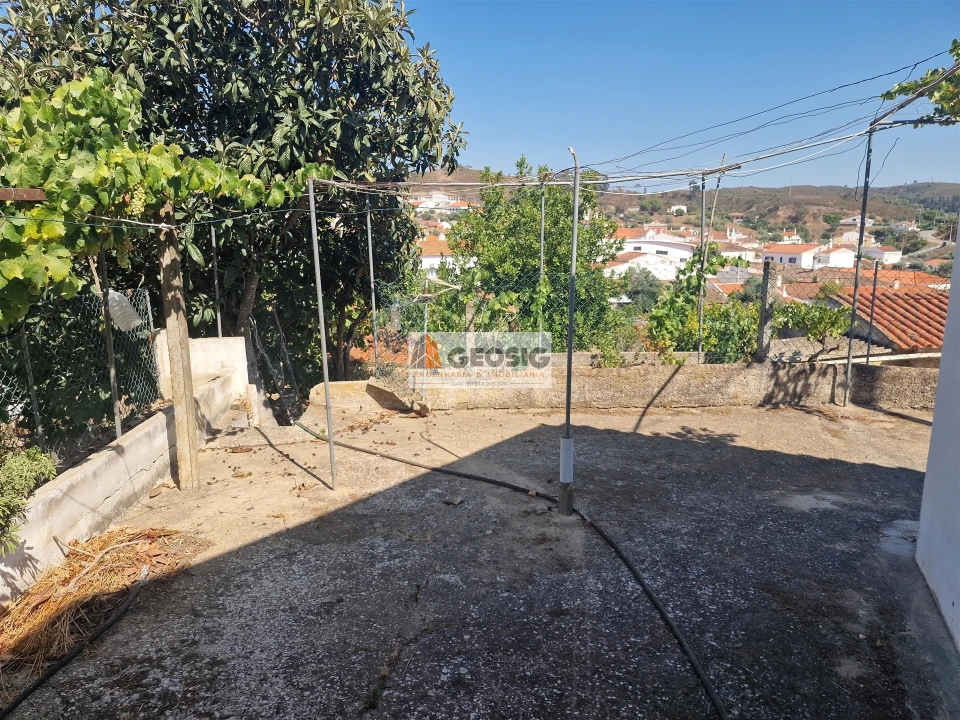 Moradia T3 para Venda em Santana da Serra Foto 29