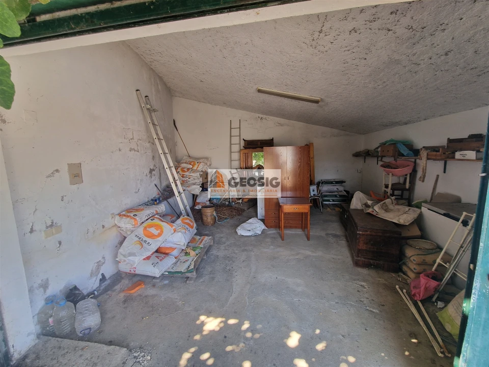 Moradia T3 para Venda em Santana da Serra Foto 36