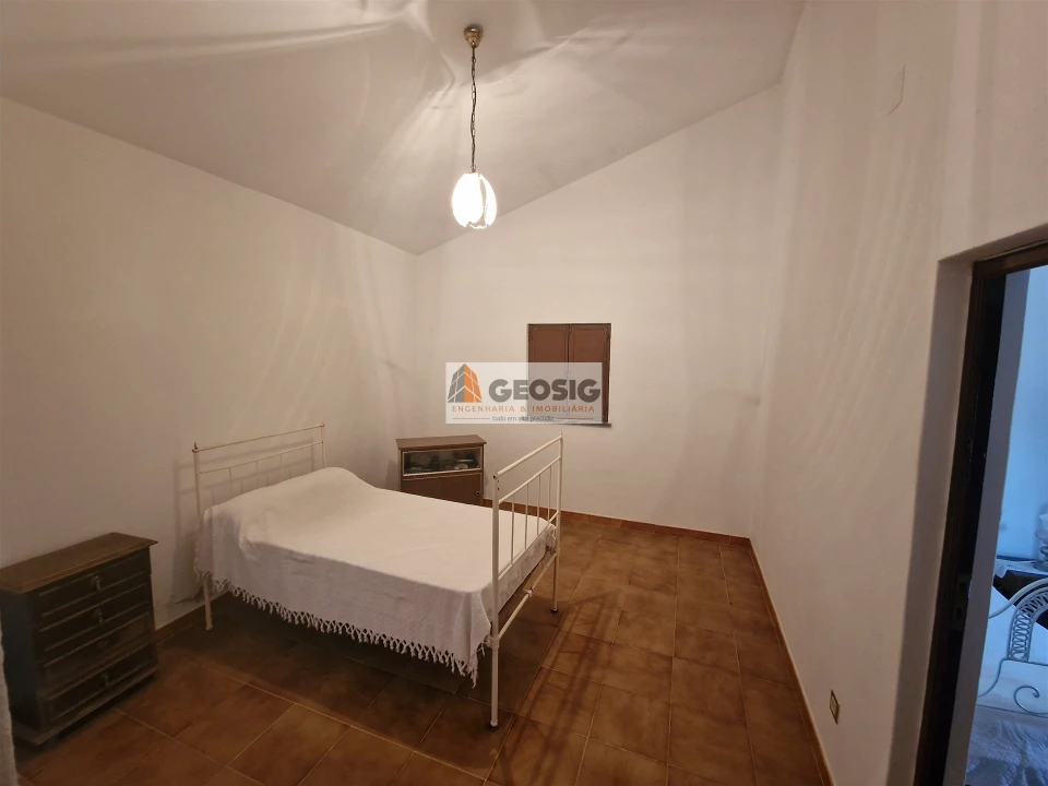 Moradia T3 para Venda em Santana da Serra Foto 27