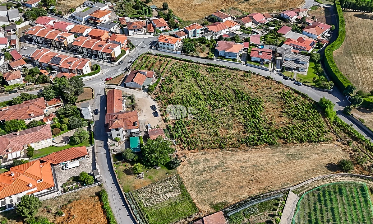 Quinta T0 para Venda em Antas e Abade de Vermoim Foto 8