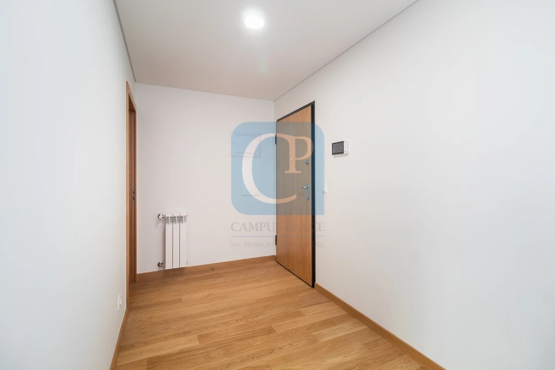 Apartamento T2 para Arrendamento em São Mamede de Infesta e Senhora da Hora Foto 29