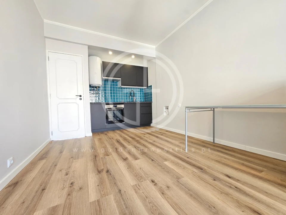 Apartamento T2 para Venda em Quarteira Foto 5