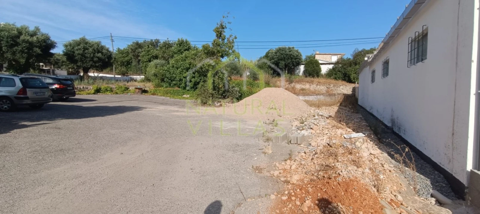 Terreno para Venda em Santa Barbara de Nexe Foto 8