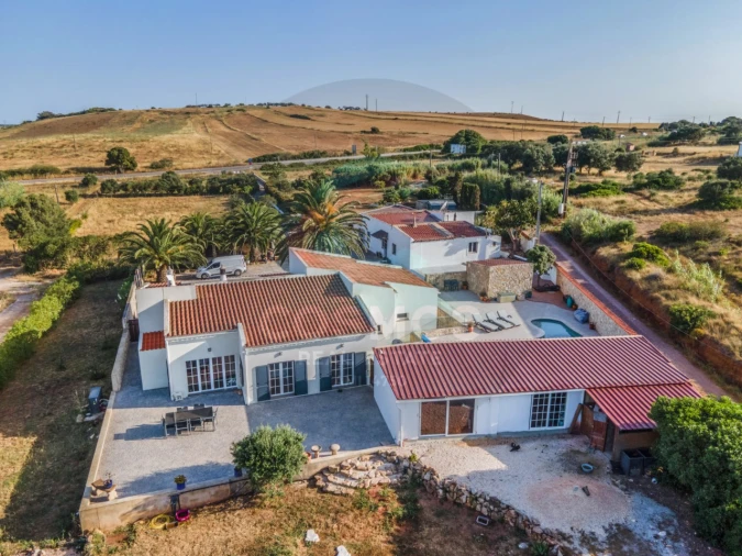 Quinta T4 para Venda em Vila do Bispo e Raposeira Foto 48