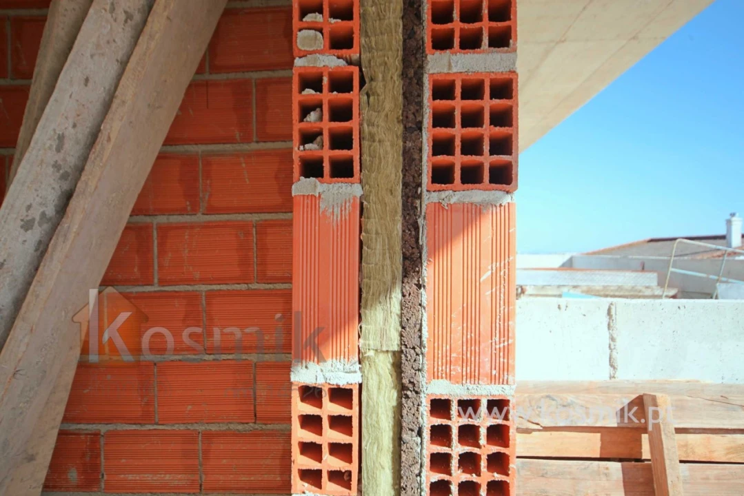 Apartamento T1 para Venda em Santo António dos Cavaleiros e Frielas Foto 42
