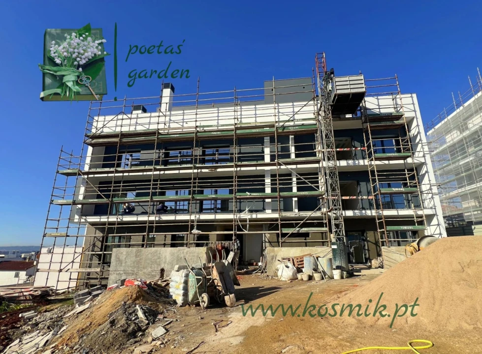 Apartamento T1 para Venda em Santo António dos Cavaleiros e Frielas Foto 1