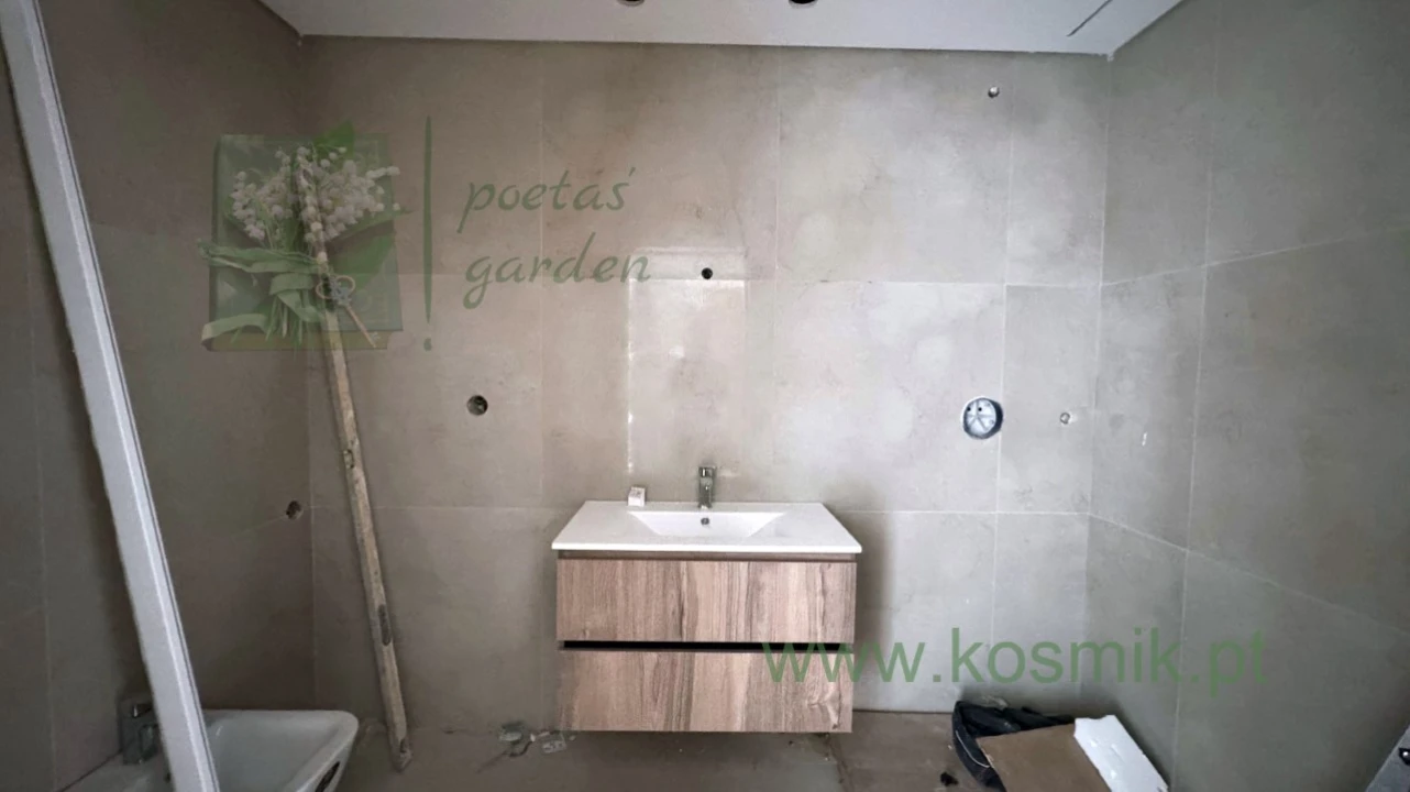 Apartamento T1 para Venda em Santo António dos Cavaleiros e Frielas Foto 7