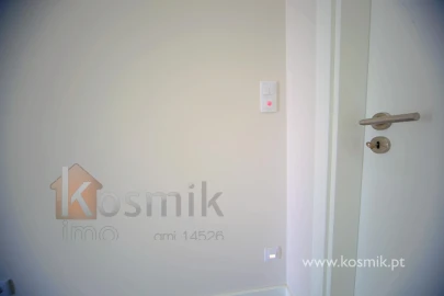 Apartamento T1 para Venda em Santo António dos Cavaleiros e Frielas