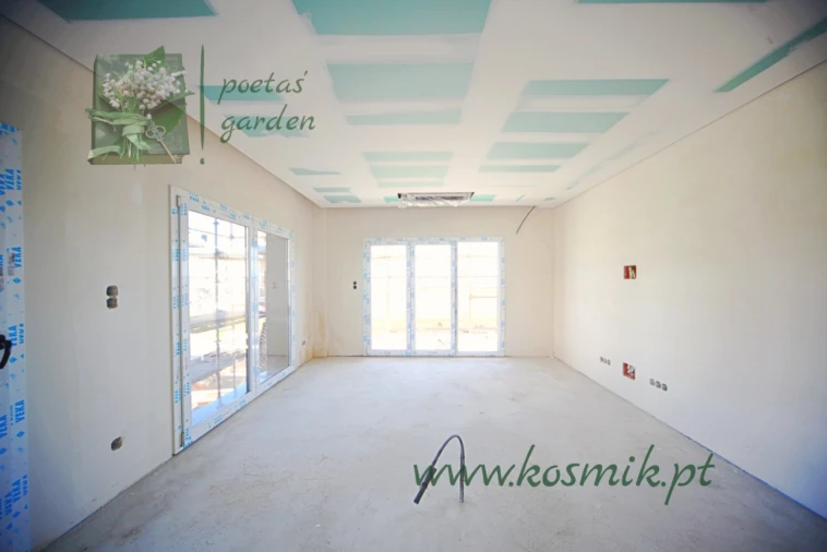 Apartamento T1 para Venda em Santo António dos Cavaleiros e Frielas Foto 2