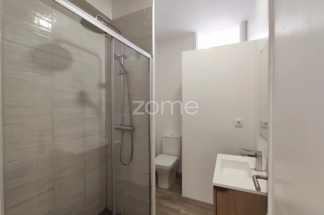 Escritório para Venda em Cidade da Maia Foto 19