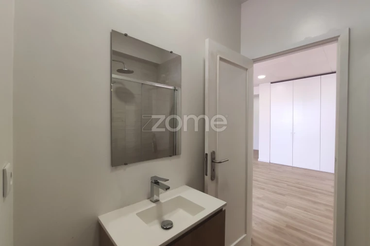 Escritório para Venda em Cidade da Maia Foto 20