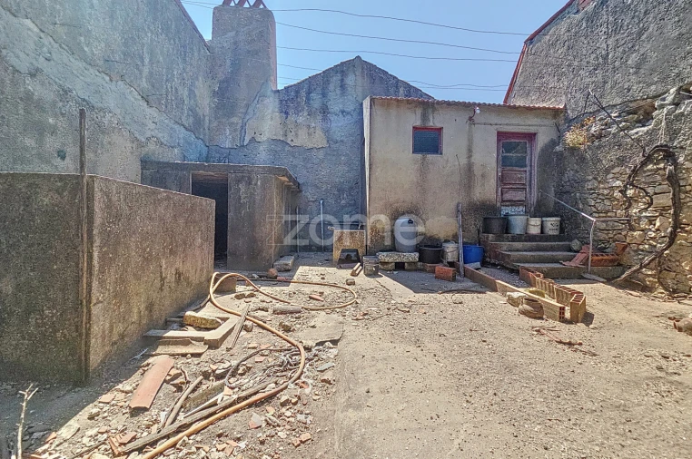 Moradia T2 para Venda em Abrunheira, Verride e Vila Nova da Barca Foto 17
