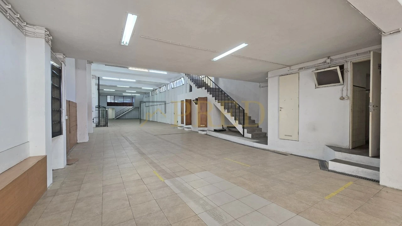 Armazém para Arrendamento em Matosinhos e Leça da Palmeira Foto 5