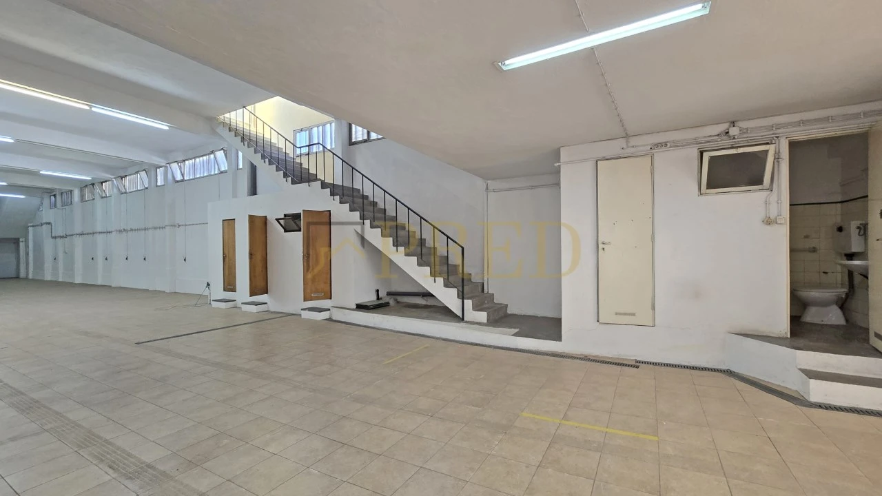 Armazém para Arrendamento em Matosinhos e Leça da Palmeira Foto 9