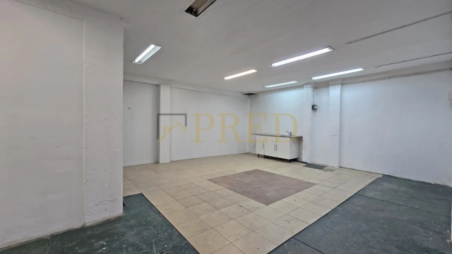 Armazém para Arrendamento em Matosinhos e Leça da Palmeira Foto 10