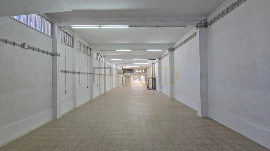 Armazém para Arrendamento em Matosinhos e Leça da Palmeira