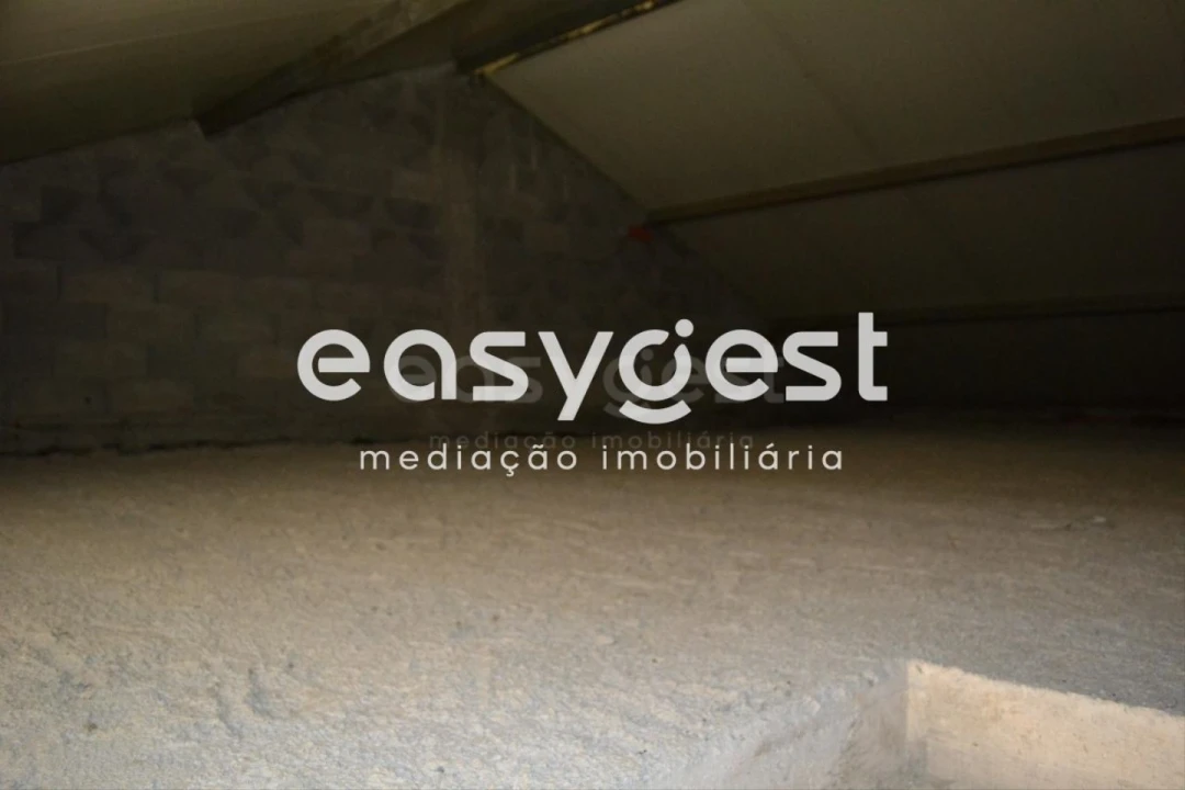 Moradia T3 para Venda em Santiago Foto 9