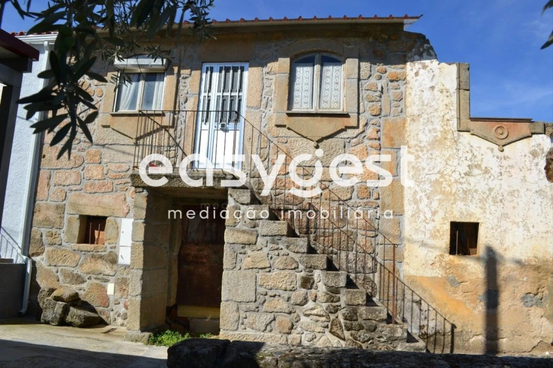 Moradia T3 para Venda em Santiago Foto 18