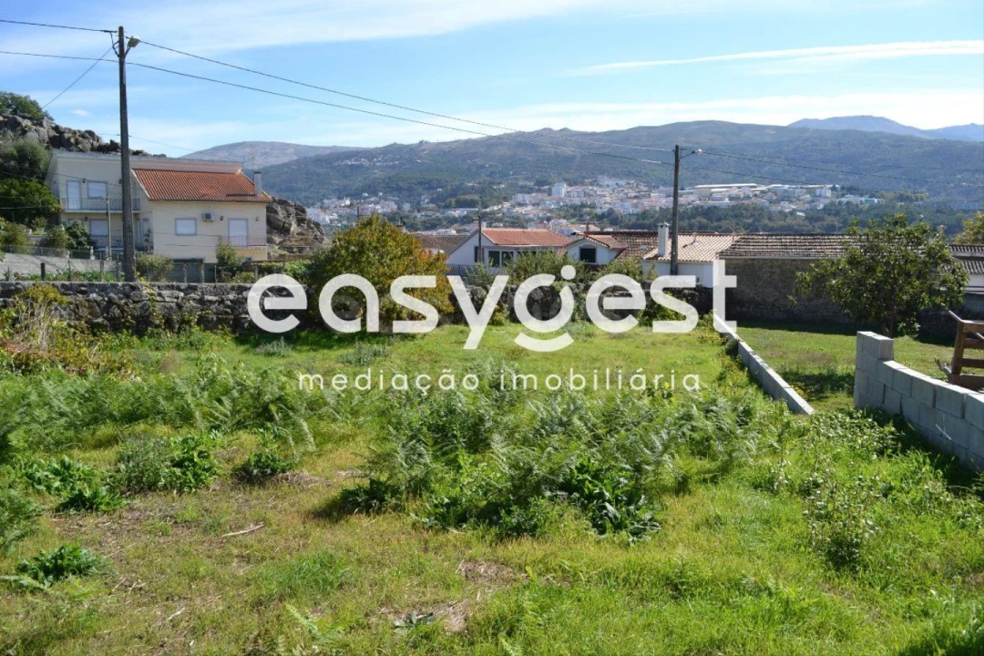 Moradia T3 para Venda em Santiago Foto 19