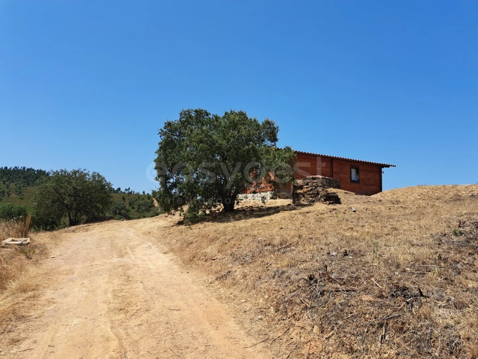 Quinta T2 para Venda em Saboia Foto 16