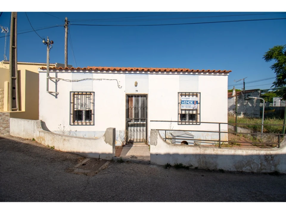 Moradia T3 para Venda em Monte Gordo Foto 21