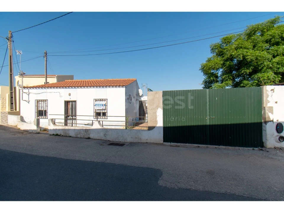 Moradia T3 para Venda em Monte Gordo Foto 22