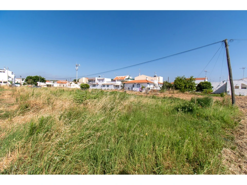 Moradia T3 para Venda em Monte Gordo Foto 30