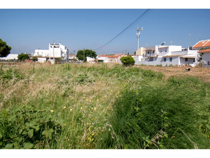 Moradia T3 para Venda em Monte Gordo Foto 3