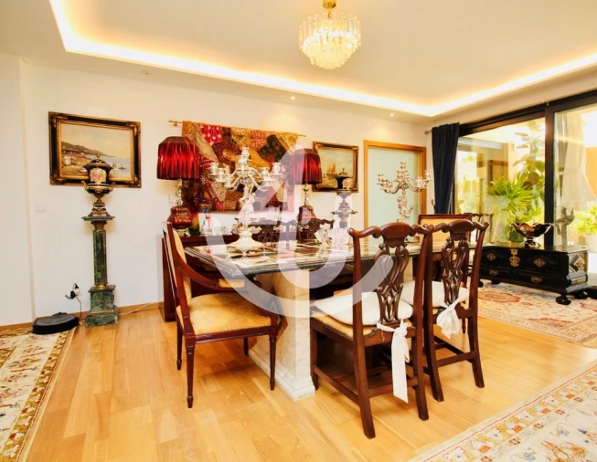 Moradia T4 para Venda em São Martinho do Porto Foto 17