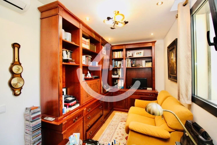 Moradia T4 para Venda em São Martinho do Porto Foto 36