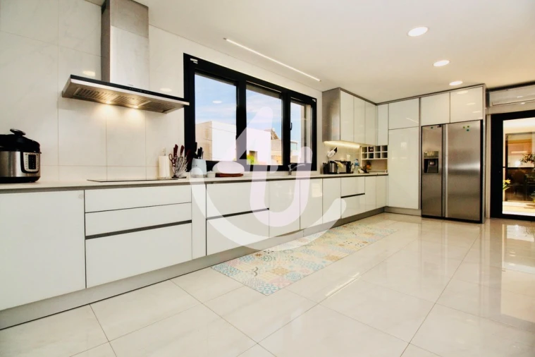 Moradia T4 para Venda em São Martinho do Porto