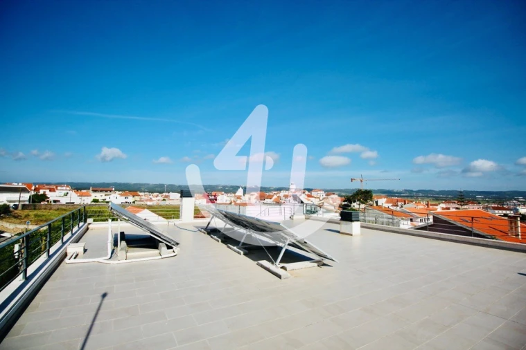 Moradia T4 para Venda em São Martinho do Porto Foto 62