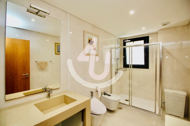 Moradia T4 para Venda em São Martinho do Porto Foto 58