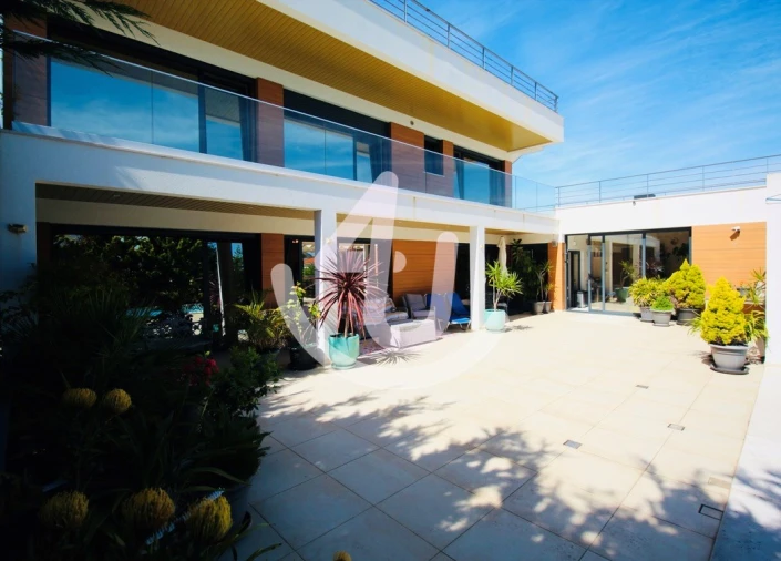 Moradia T4 para Venda em São Martinho do Porto Foto 16