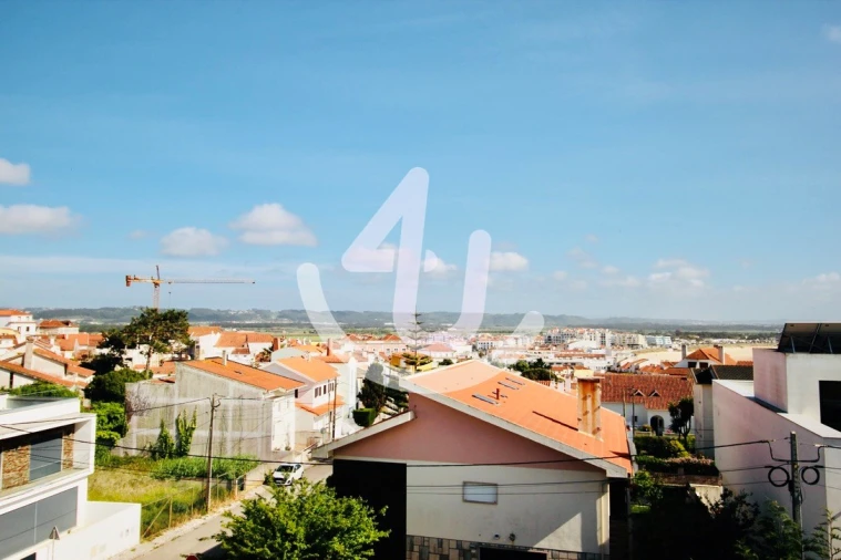 Moradia T4 para Venda em São Martinho do Porto Foto 71