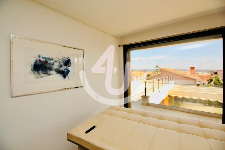 Moradia T4 para Venda em São Martinho do Porto Foto 59