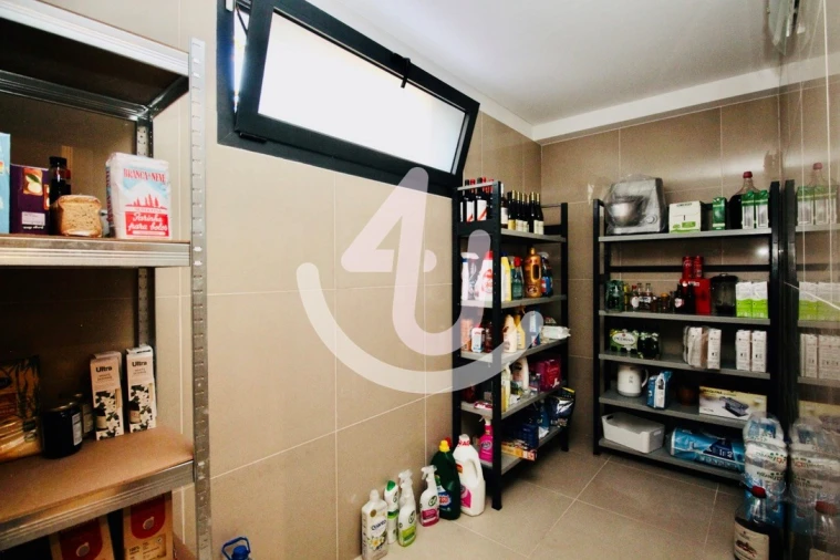 Moradia T4 para Venda em São Martinho do Porto Foto 128